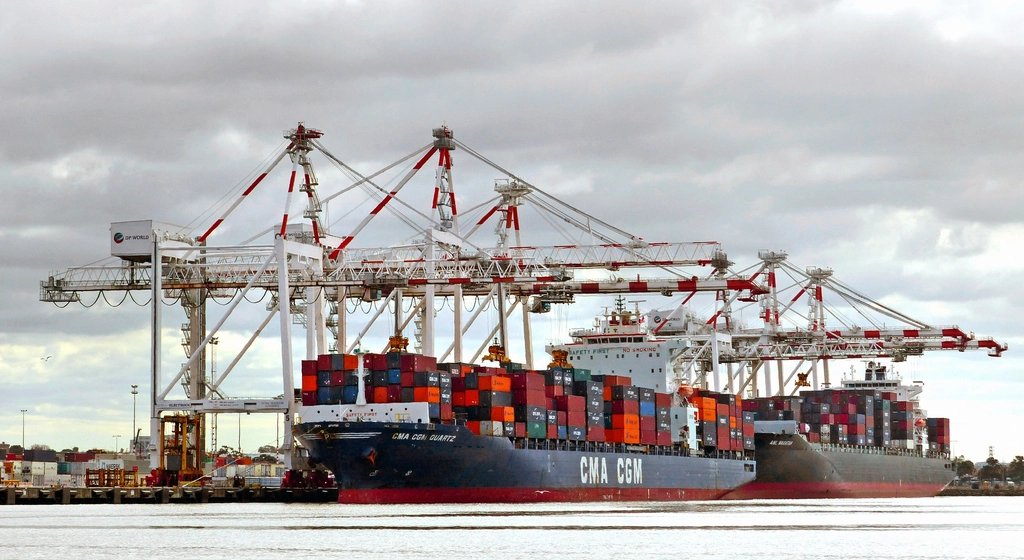 Containerterminal in een zeehaven